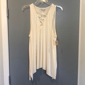 Cream laced AE tank top